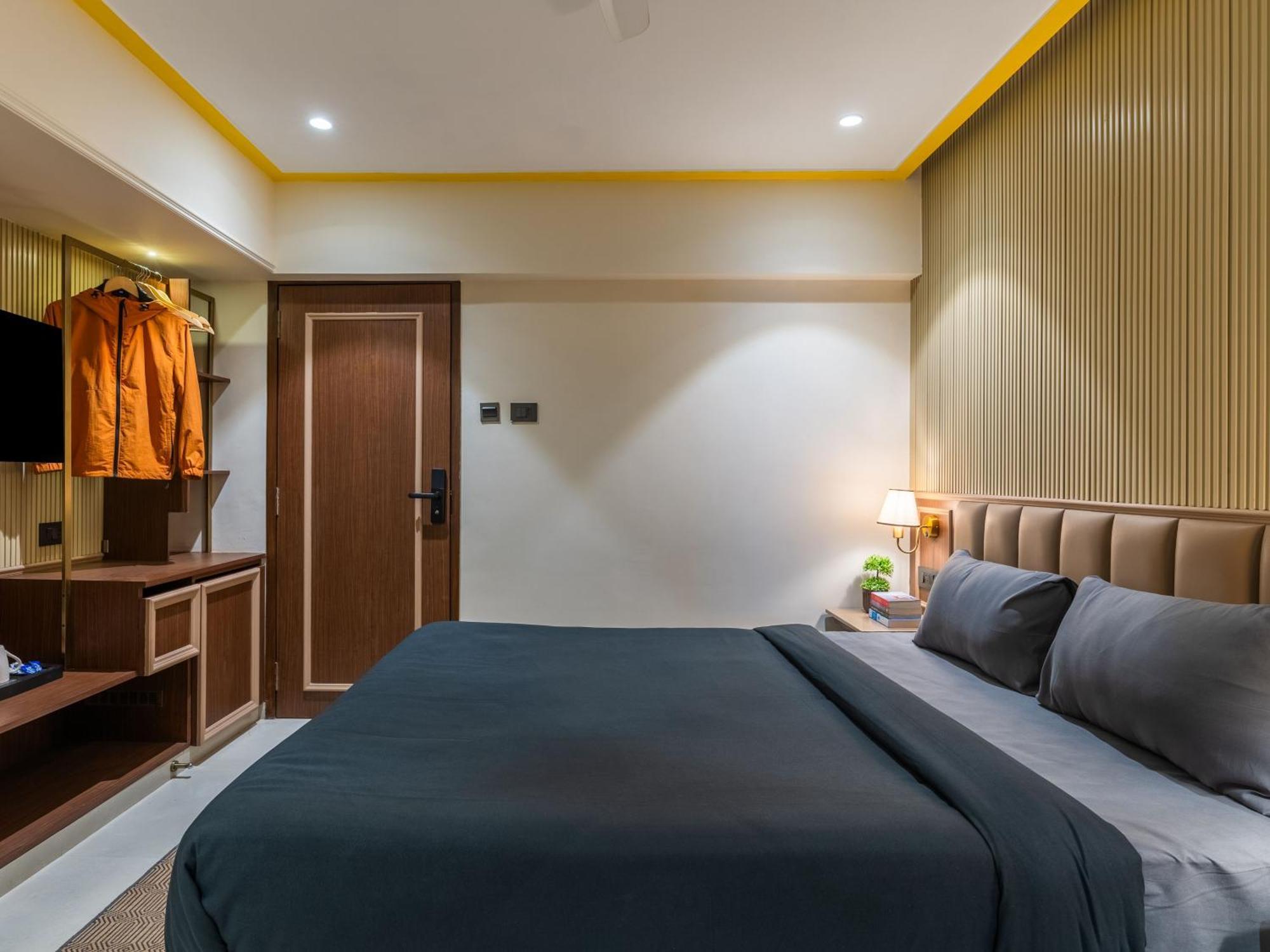 The Mumbai, International Airport Hostel Mumbai (Bombay)